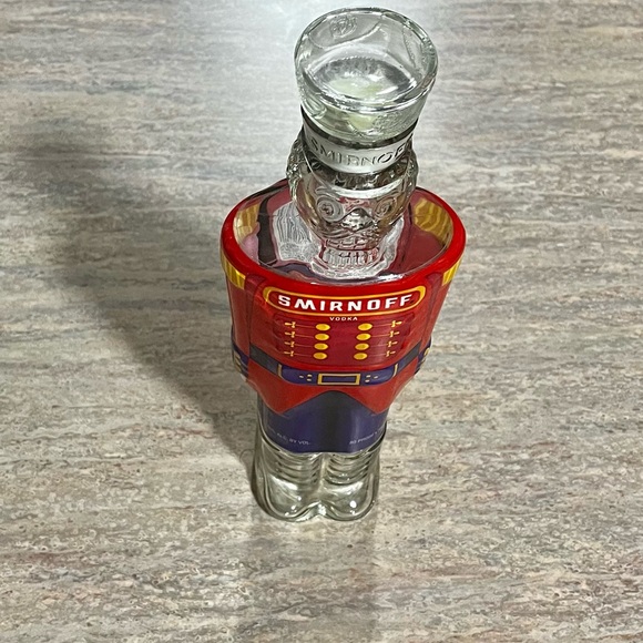 Vintage 1998 Smirnoff vodka Nutcracker empty glass bottle - Picture 14 of 16